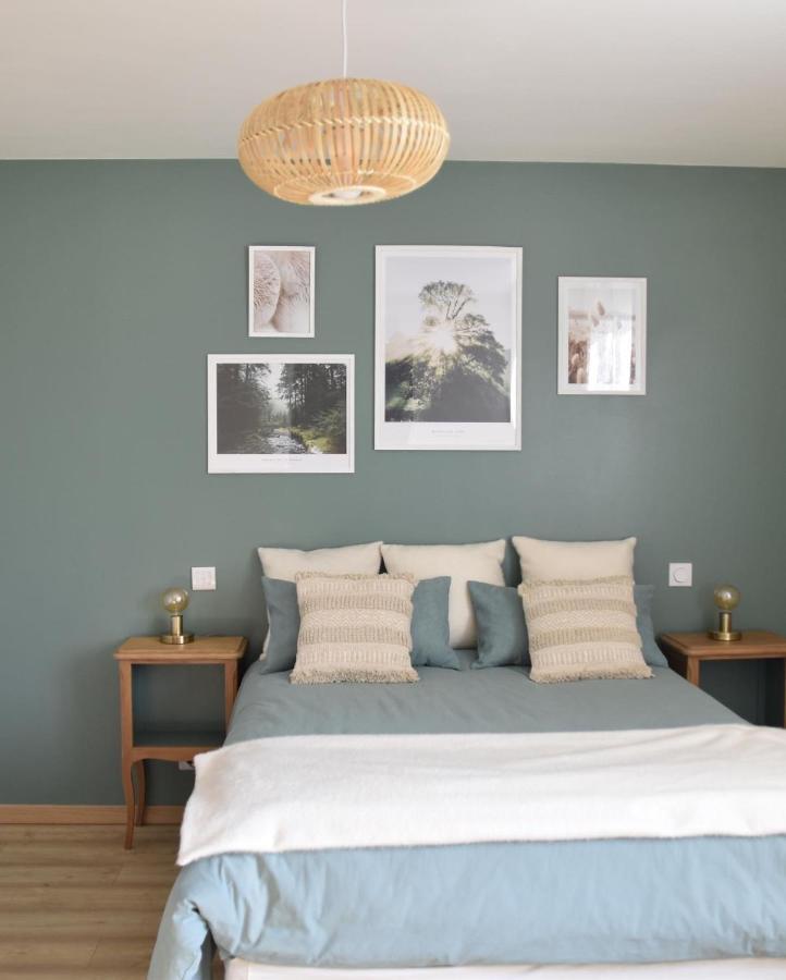 Hotel Les Rougemonts Eucalyptus à Champguyon Extérieur photo